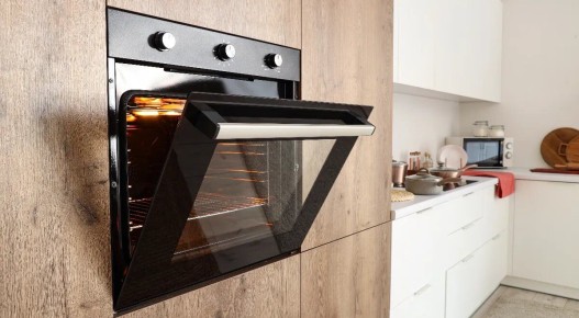 Опасности загрязненной духовки