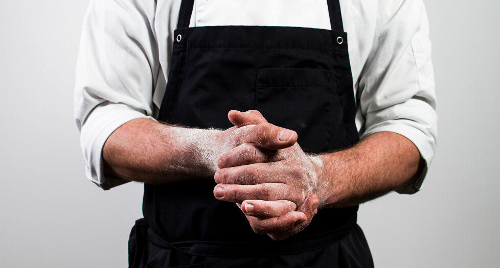 Левши на кухне: как профессиональные повара адаптируются к вызовам