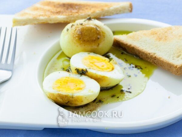 Необычный завтрак: жареные яйца после Пасхи