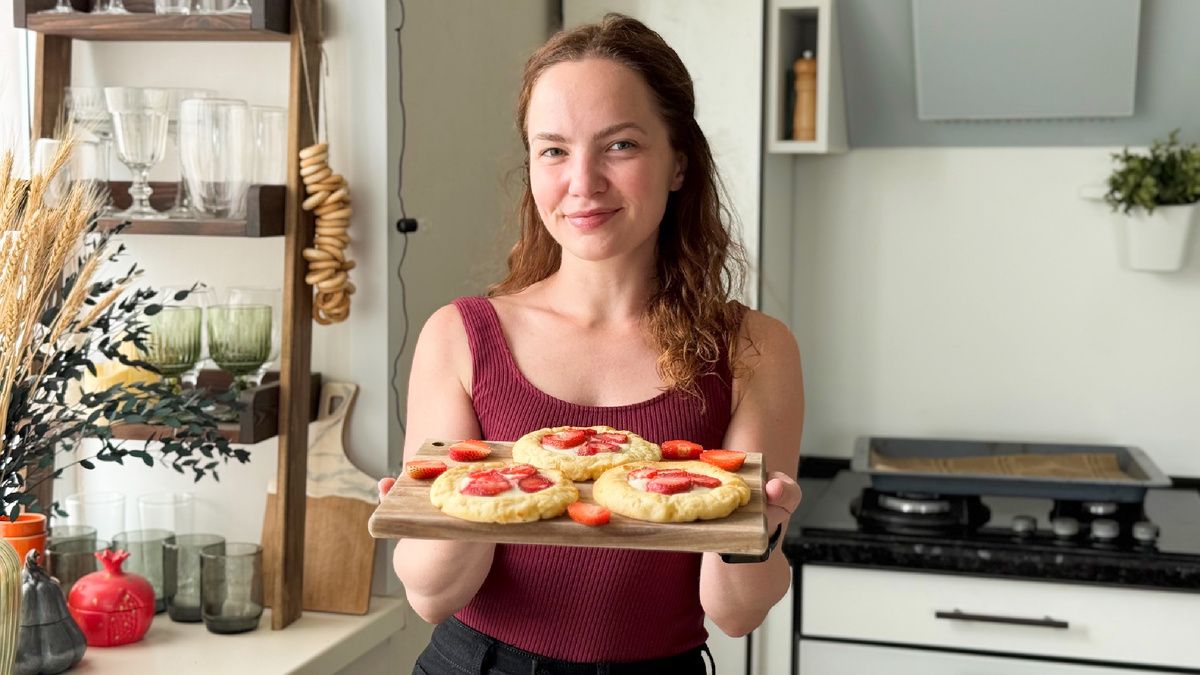 Пора соскучиться по здоровому питанию: легкий салат с тунцом