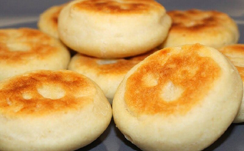 Нежный французский хлеб, приготовленный на сковороде всего за 10 минут