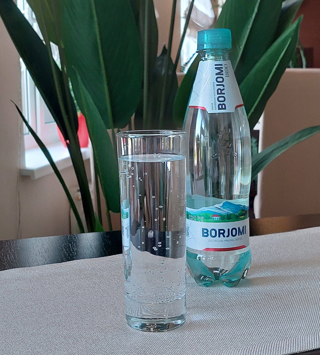 Как правильно пить воду: 4 основных правила для здоровья