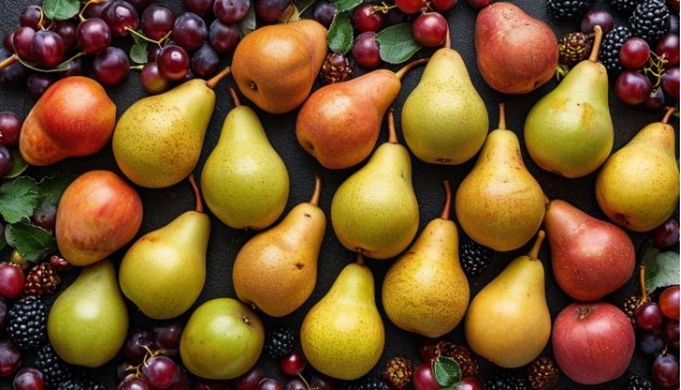 Три легких салата с грушей для праздника