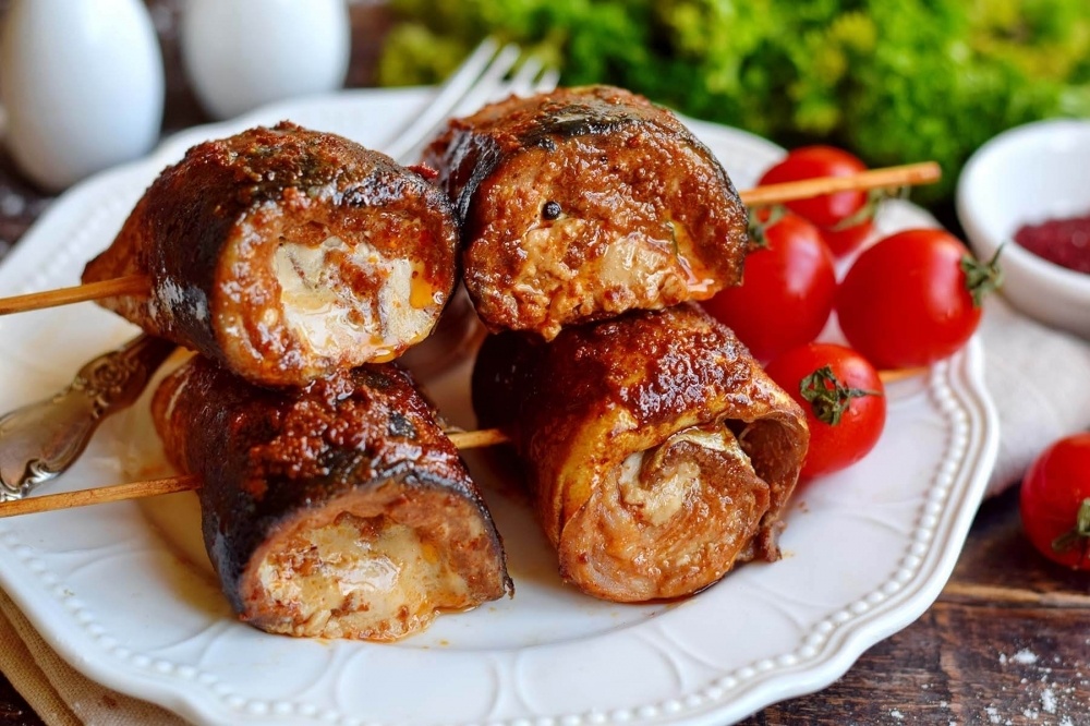 Нежный шашлык из скумбрии: простое и вкусное решение для вашего стола
