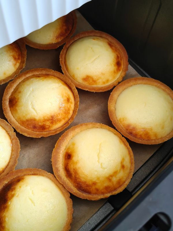 Нежные тарталетки с рикоттой и ягодами за 15 минут