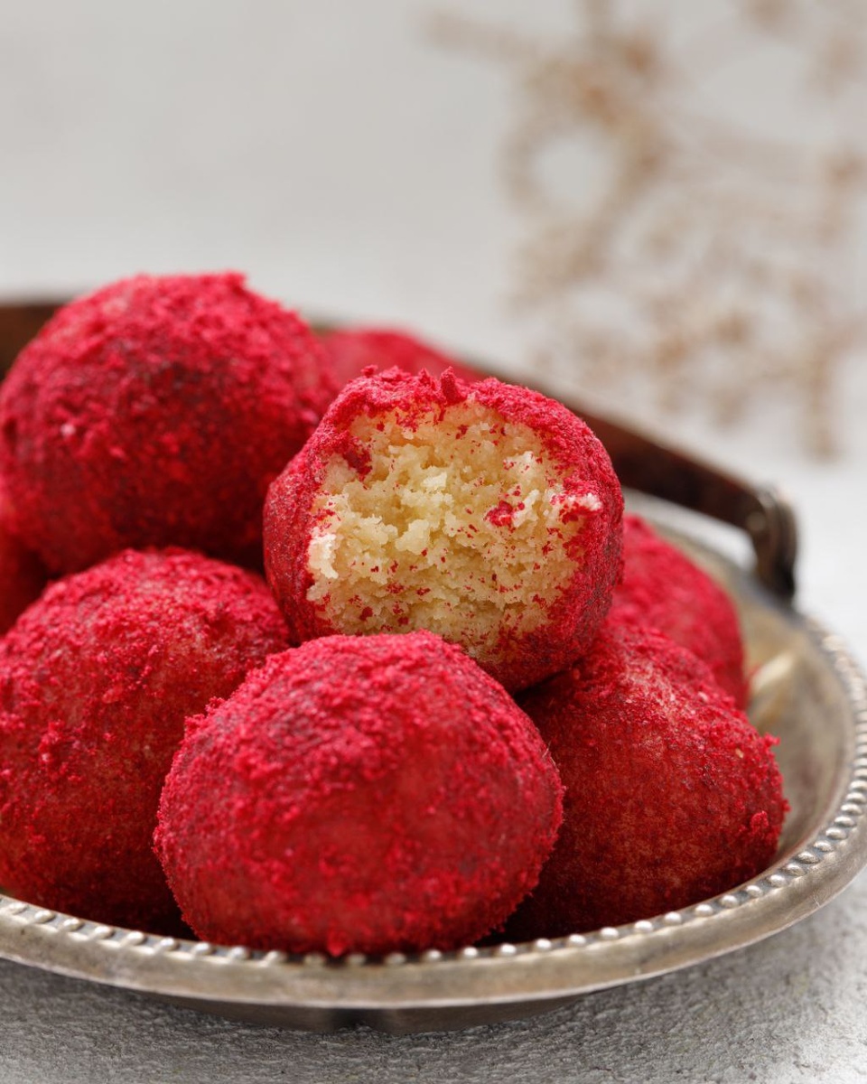 Нежнейшие марципановые конфеты: простой веганский рецепт