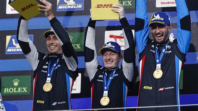 Triumph Alpine: первая победа на трассе Фудзи поднимает дух команды