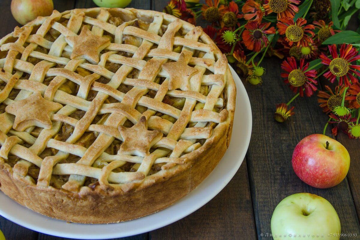 Неотразимый пирог с яблоками и творогом