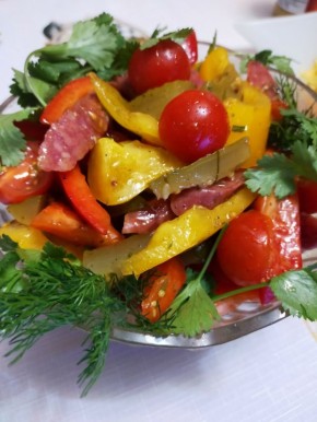 Удивительный салат "Восторг": легкость и красота на вашем столе