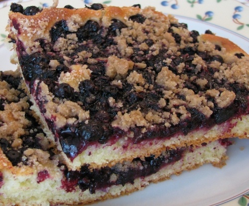 Нежный открытый пирог с черникой и штрейзелем: идеальный десерт для любого случая