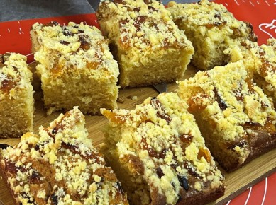 Вкуснейший пирог на сметане за 10 минут: быстрый и простой рецепт