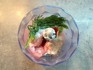 Новый способ приготовления фрикаделек: стоит ли приобретать специальную ложку?