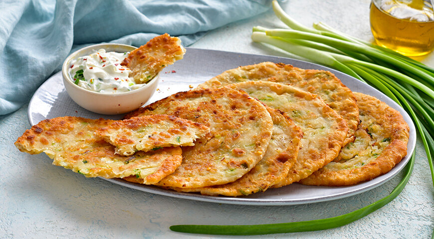 Постные лепешки с луком: идеальное дополнение к вашему столу