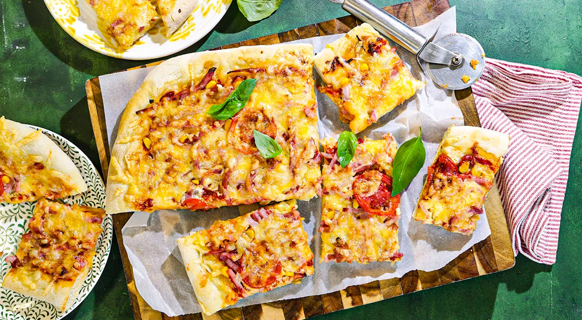 Пицца с кукурузой и колбасой: идеальный выбор для всей семьи