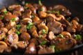 Секреты идеальных жареных шампиньонов: как добиться золотистой корочки и яркого вкуса