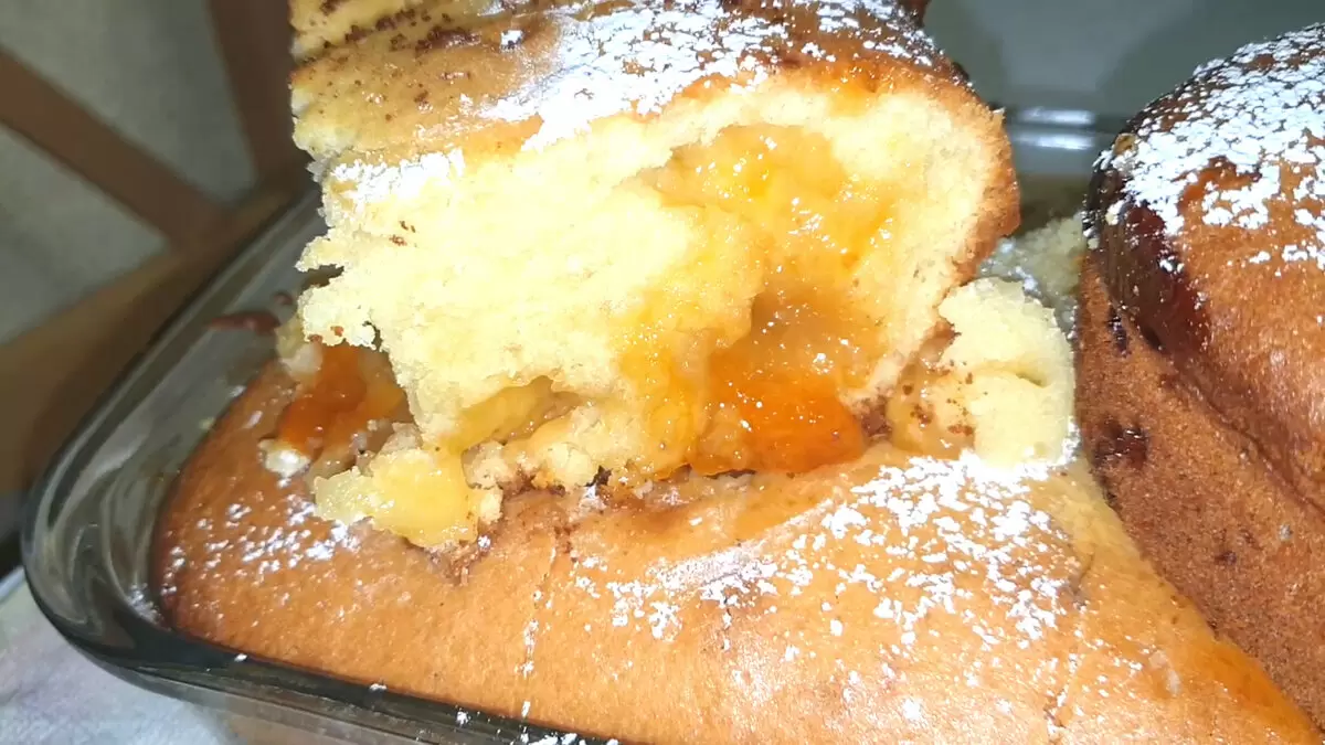 Нежный пирог с вареньем: идеальный десерт к чаю каждый день