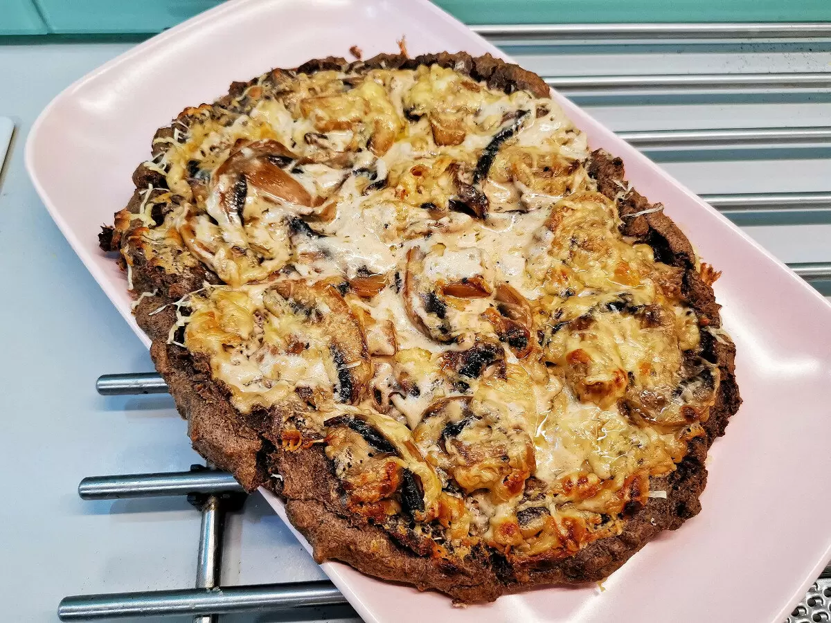 Вдохновение на кухне: грибная кетопиццетта, которая удивит всех