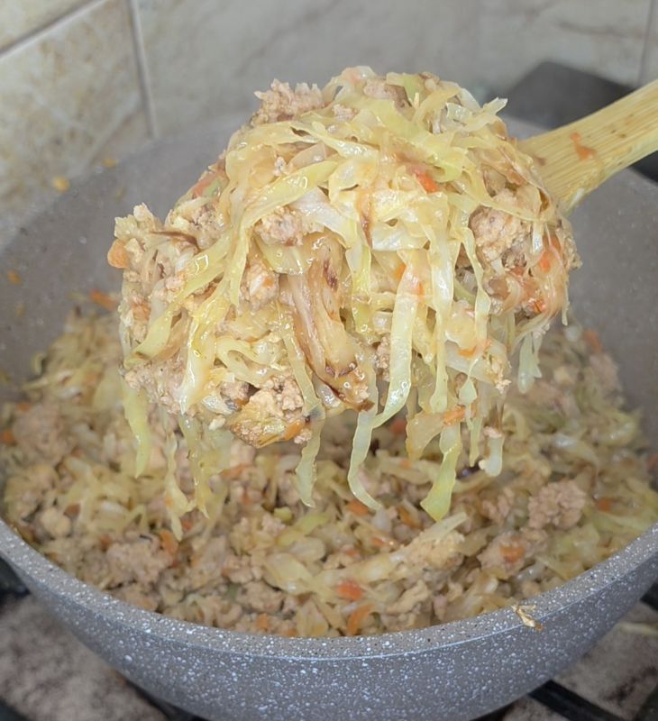 Вкусные блюда с капустой: от солянки до ленивых голубцов